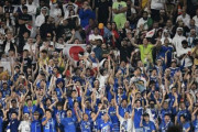 韓国人「日本のサポーターの行動に世界が称賛」
