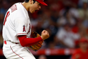 海外「大谷翔平、二刀流デー！」３ランホームラン２発の翌日、キャリアハイ１３奪三振！気迫の圧巻投球！