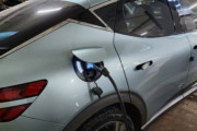 【悲報】韓国人「韓国製電気自動車「-7℃」で走行距離「52㎞」が消えた」高級車ジェネシスGV60で冬季走行試験をした結果がこちらです　韓国の反応