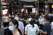【悲報】韓国人「中国は技術を盗み自分の物にしてしまう‥」韓国製化粧品、中国のシェア5年で20%減少　韓国の反応