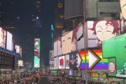 海外「日本でもあり得ない！」 日本のアニメがNYを占拠する光景が凄過ぎると話題に