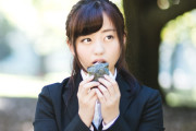 日本の新潟駅で売ってる「おむすび弁当」が変態的だと話題に！【タイ人の反応】