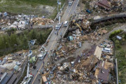 「日本は家族」と台風被災地に台湾からやってきたボランティアに世界が感動（海外の反応）