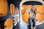 【海外】「こんなの日本でしか無理だよ！」「快適そうだけど・・」外国人女性が日本のカプセルホテルを紹介。鍵やドアが無いホテルに海外も唖然