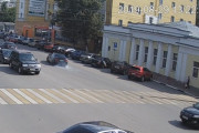FR車で調子に乗るとこうなるという事例 in ロシア
