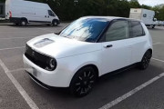 ハイテク満載なプリティちゃん！ホンダの電気自動車 Honda eレビュー動画
