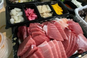 韓国人「この値段で刺身が食べられる韓国料理は最高だ！」韓国人が『韓国料理が最高』と思う理由がこちらです‥ﾌﾞﾙﾌﾞﾙ　韓国の反応