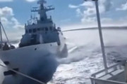 海外「南シナ海でフィリピン船に妨害行為をしていた中国船同士が衝突」