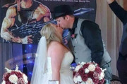 外国人「出席した中で最もセンス悪い結婚式を晒してみようぜ」