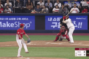 韓国人「日本人メジャーリーガーの投球フォームを丸パクリしいた韓国人投手の現在がこちらです…」　韓国の反応
