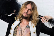 【海外】ジャスティン・ホーキンスがBABYMETALをレビュー