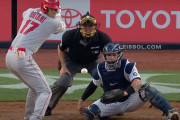 【悲報】大谷が2本もホームランを打ったにもかかわらず、10-5でチームが負けてしまう【海外の反応】