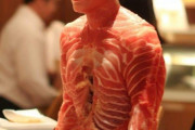 外国人「ヒューマン寿司をAIに作らせたらヤバいことになった…」