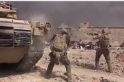 海外「英雄だ！」銃撃戦のさなかに少女をレスキューに向かった男性が海外で話題に