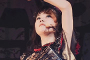 BABYMETALで踊るちっちゃな女の子　“素晴らしい子育てだ！”　【海外の反応】