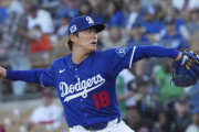 「世紀の誤審！」山本由伸の日本人初三者連続三球三振が審判に奪われたと全米騒然！（海外の反応）