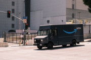 運送会社の賃金格差。UPSの賃金が明らかになり、転職を考えるAmazonのドライバーが続出