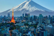 アメリカ人「もし朝起きて日本にいたらお前らどうする…？」