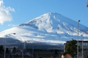 アメリカ人兵士「日本の軍事演習場から毎日こんな富士山が見れるぞ！」