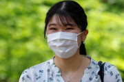 【韓国の反応】「花柄のシャツに真珠の耳飾り」···日本の愛子様、初登校の服装。韓国の反応「きれいな心遣い。コメントが本当に印象的。」