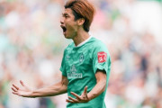 【ﾄﾞｲﾂの反応】「もの凄いわ」大迫勇也、先発復帰即アシスト！現地サポが称賛！