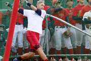 【海外の反応】イチローさん、高校生に熱い野球指導をする「まだ現役でやれるなｗ」