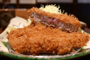 海外「日本のTonkatsuとかいう料理、これは半端ないね！」トンカツ屋”富士喜”のトンカツを見た外国人の反応がコチラ