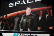 韓国人「イーロン・マスク『スペースXが月、火星、そしてその先まで連れて行ってくれることを願う』」