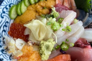 アメリカ人が初めて作ったチラシ寿司に海外興味津々！（海外の反応）