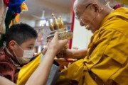 海外「輪廻転生。ダライ・ラマがアメリカ生まれのモンゴル人少年を新しい仏教指導者に指名」