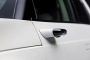ホンダ初の量産型EV「Honda e」はデジタルミラーを標準装備　海外の反応