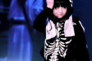 BABYMETALのShantiの振り付けがよく分かるビデオ　【海外の反応】