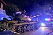 酔ったポーランド人、町中で戦車を乗り回す事件発生！ リアルGTAかよｗｗｗｗｗ