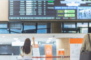 訪日客全体が減る中で韓国人は87万人、日本旅行ブームに「反日を叫んでも結局行く」と皮肉