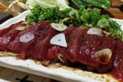 海外「お前らが食べたいタブー料理って何？日本の馬刺しは挑戦したい」