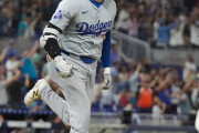 ドジャースの漢字ユニフォームに全米騒然！←「大谷のが欲しい！」（海外の反応）