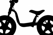 「子供たちの『ペダルなし自転車』レースが想像と違ってすごい迫力だった…」海外の反応