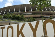 【韓国の反応】五輪は大丈夫か…。日本で新規感染者4日続けて1万人台。韓国の反応「人の心配をしている場合じゃない。コロナのせいで滅びるのではなく、コロナ対応で滅びる。」