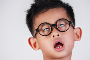 海外「性別発表パーティーはただの自己満足！」あれもこれも、楽しんでるフリをしてるだけ