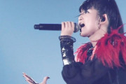 Stay Home, Stay MetalマスクをしたSu-METALとMOAMETALの最新写真　【海外の反応】