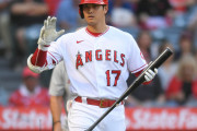 大谷翔平が元同僚から42号勝ち越しソロホームラン！←「エ軍の二重スパイ！」（海外の反応）