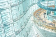 「君の名は。で全く同じ建物を見た！」親日外国人が風景を愛でるスレ