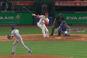 「大谷は人間か！？」大谷翔平選手、危うく片手でホームランを打ちかける【海外の反応】