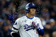 【海外の反応】初HRを打った大谷翔平を待ち受けていたチームメイトからの洗礼【MLB】