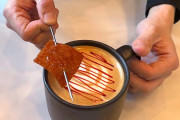 中国のスターバックスが「豚の角煮風味のラテ」を販売、世界中で話題に