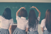 「何かがおかしい？」 外国人がセーラー服を着用した結果 海外の反応