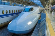 中国人「中国の高速鉄道のおもちゃがどう見ても日本の新幹線」　中国人「輸出用を国内用に回した？」「この形状は割と好き」