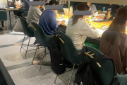 海外「日本人がスターバックスで勉強してる…ホームレスなのか？」