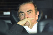 外国人「おいおいまたかよ」日産ゴーン前会長が4回目の再逮捕