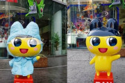 外国人「凄く日本らしくて大好きだ」たまごっちにレインコートを着せるバンダイ本社が話題